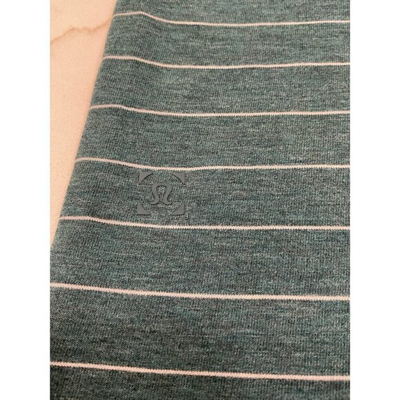 Lululemon Five Year Basic Men’s Tee Shirt Size M - Picture 4 of 4